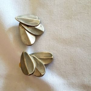 Ervin Pearl  vintage earrings
